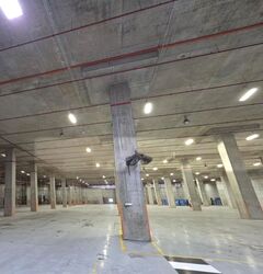 Jalan Buroh (D22), Warehouse #570509201